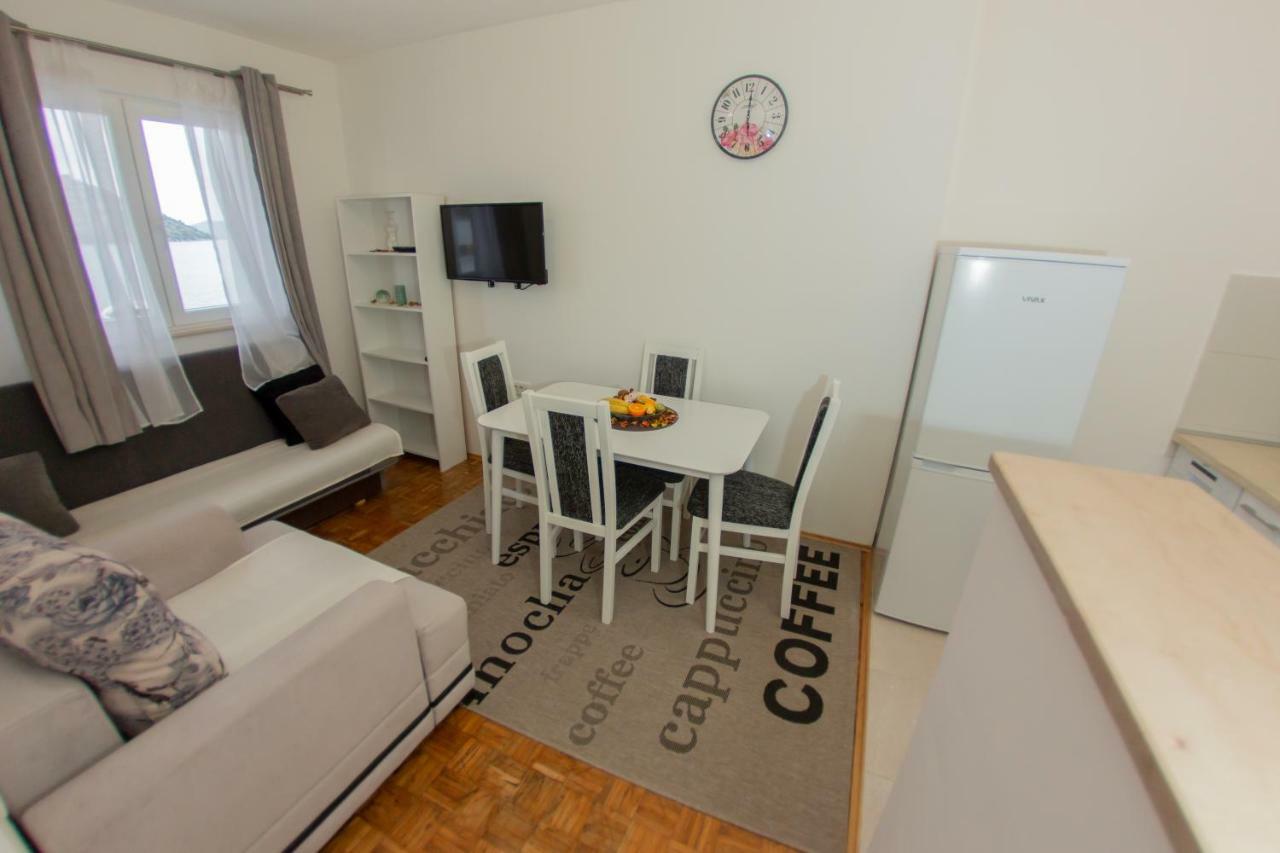 Apartmani Sunset Rogotin Экстерьер фото